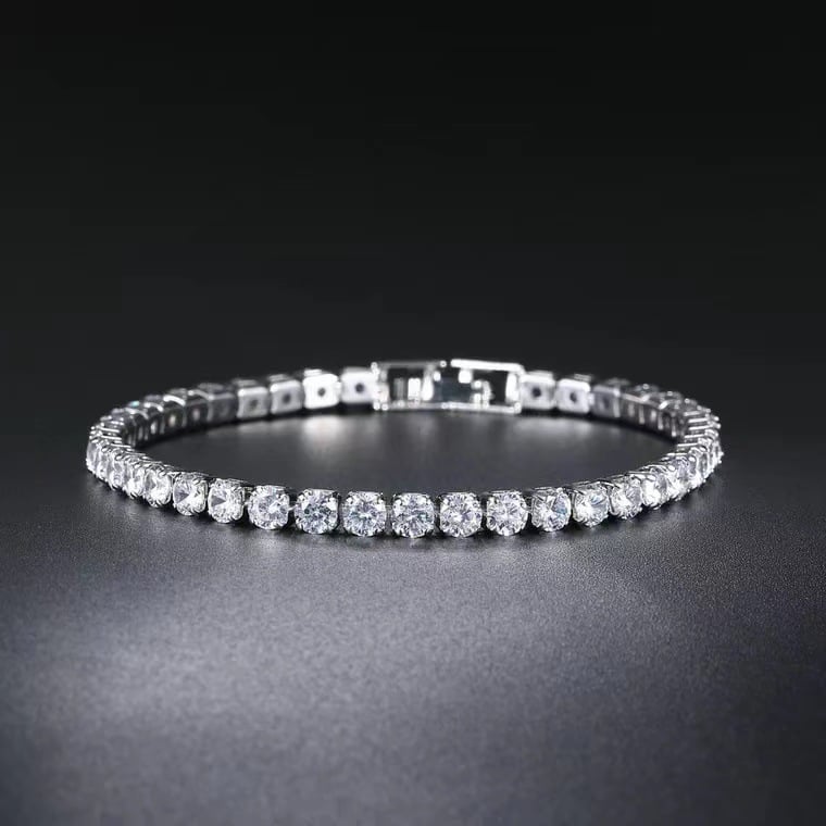 🎁Sparkling Moissanite Bracelet❤️